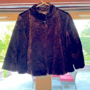 Ann Taylor cropped great jacket. Faux fur. Size large. Lined with large buttons.